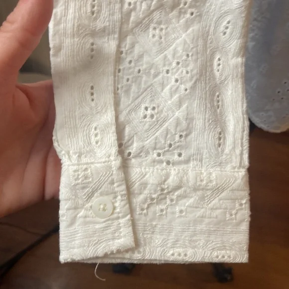 Cute New without tags Sundance Blouse - Picture 4 of 8